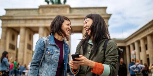 two women in germany